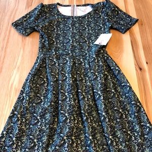 NWT LuLaRoe Small Amelia